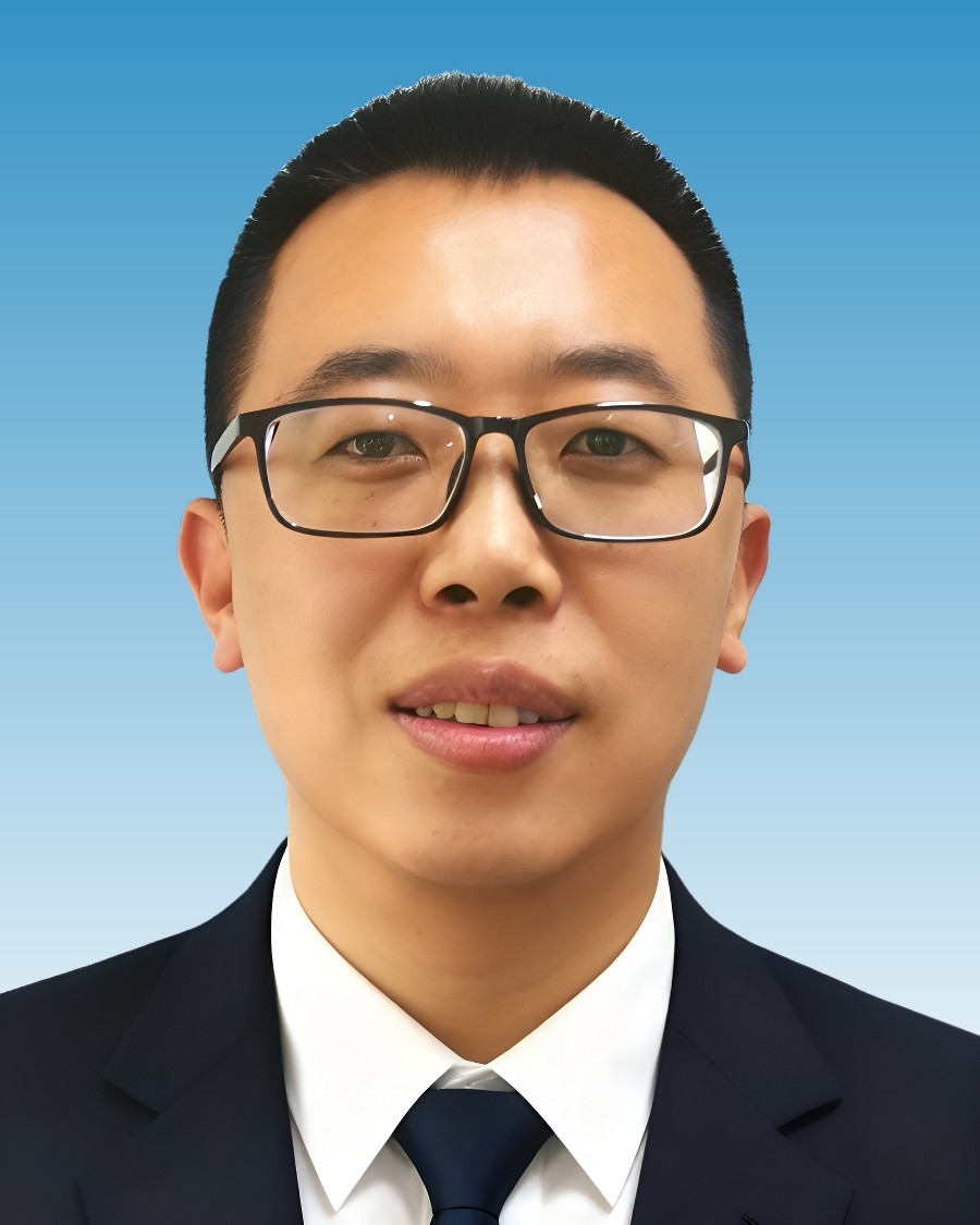 李林林